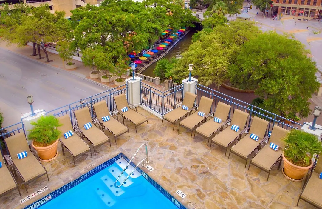 Hilton Palacio Del Rio-1