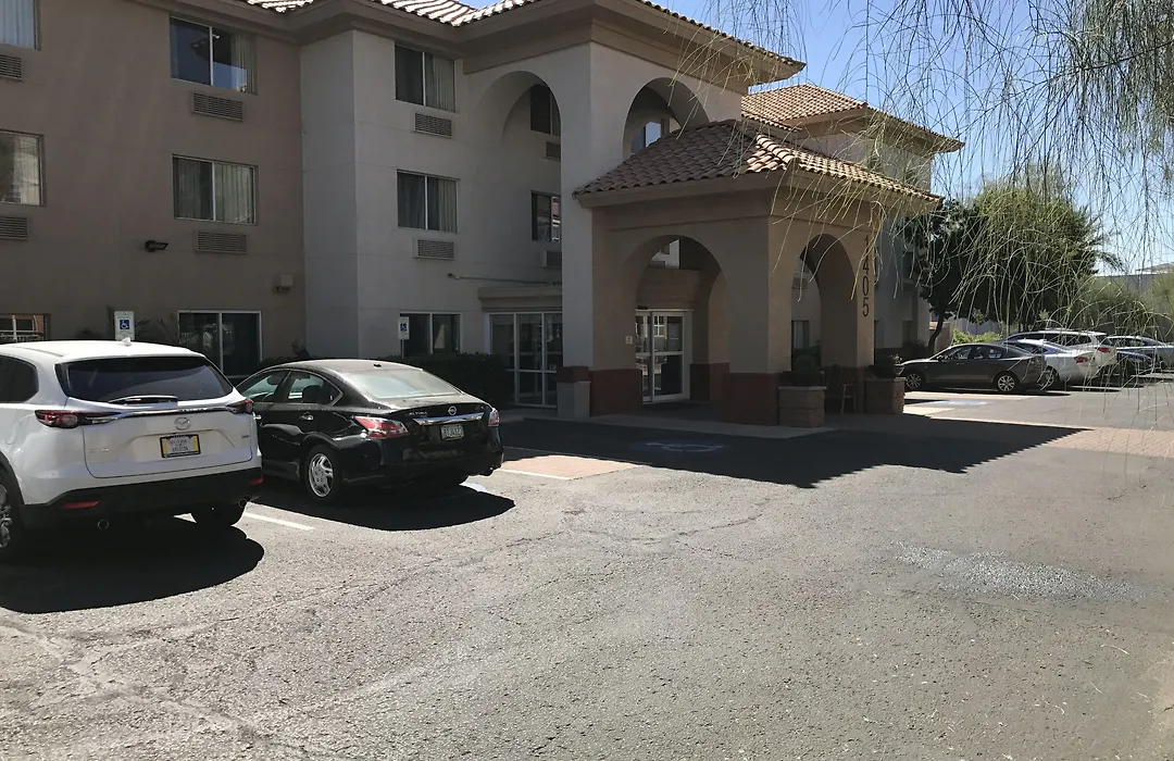 Holiday Inn Express & Suites Phoenix - Mesa West By Ihg-1