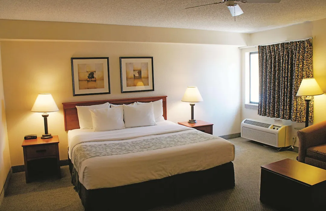 La Quinta By Wyndham Albuquerque Journal Ctr Nw-1