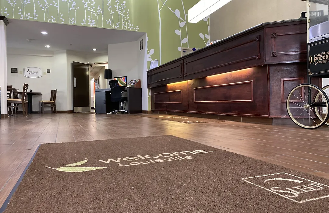 Spark By Hilton Louisville Airport-1