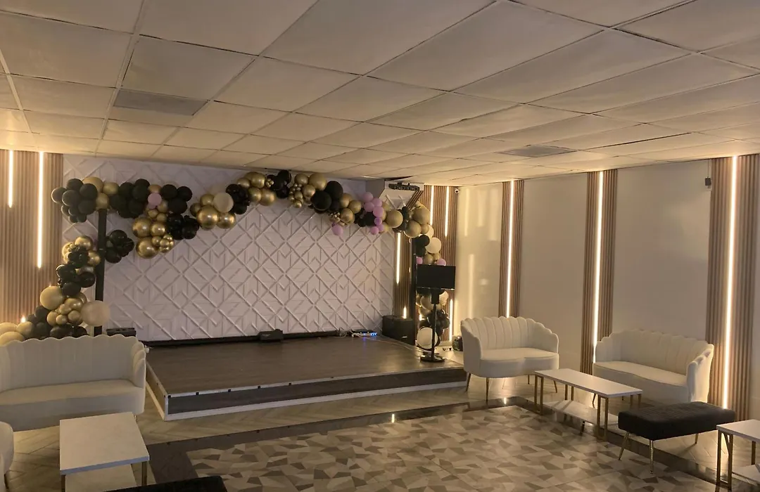 R Nite Star Hotel At Arlington Entertainment District-1