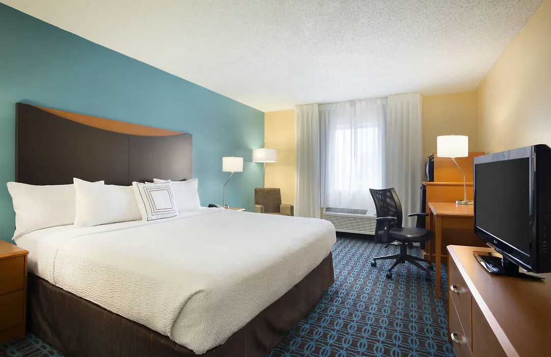 Fairfield Inn & Suites Fort Worth University Drive-1