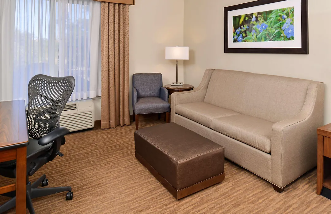 Hilton Garden Inn Addison-1
