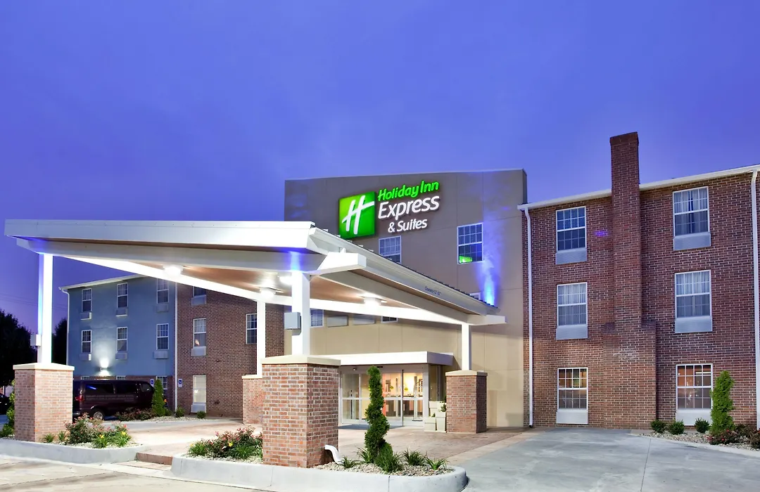 Holiday Inn Express Hotel & Suites North Kansas City By Ihg-1