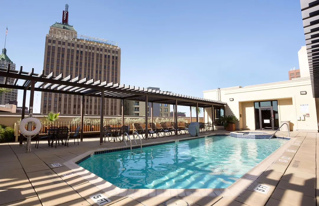 Drury Inn & Suites San Antonio Riverwalk-1