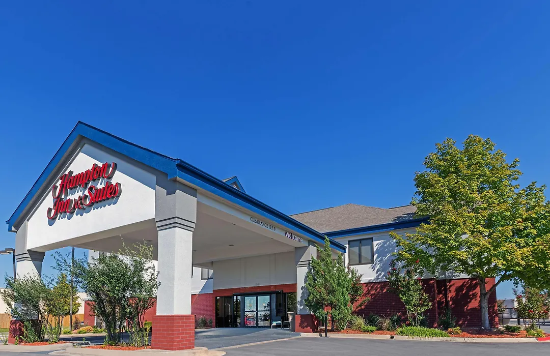 Hampton Inn & Suites Tulsa-Woodland Hills-1