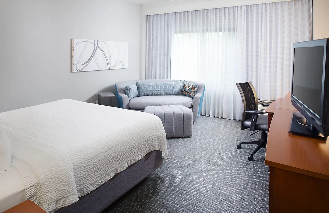 Courtyard By Marriott Roanoke Airport-1