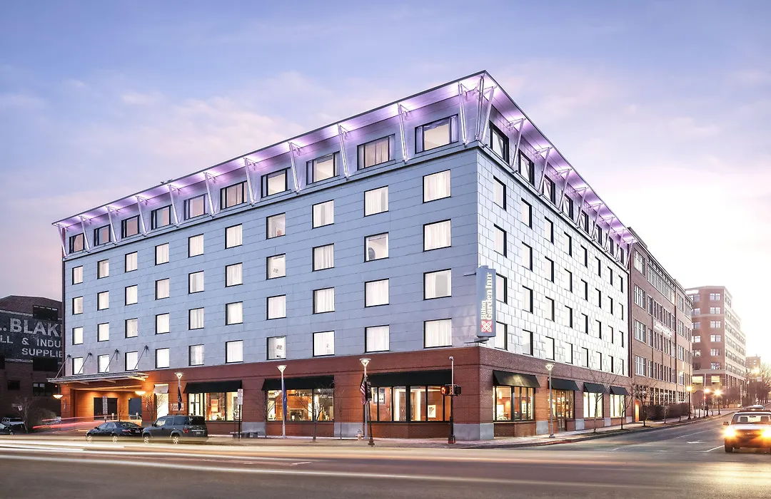 Hilton Garden Inn Portland Downtown Waterfront-1