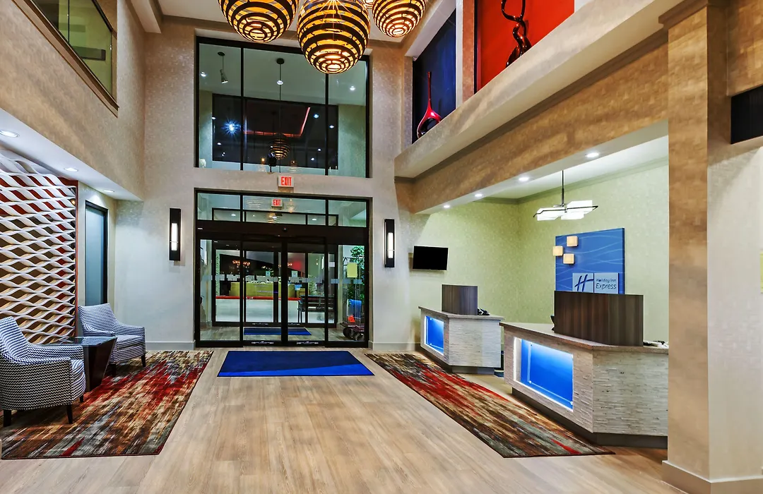 Holiday Inn Express & Suites Houston East By Ihg-1
