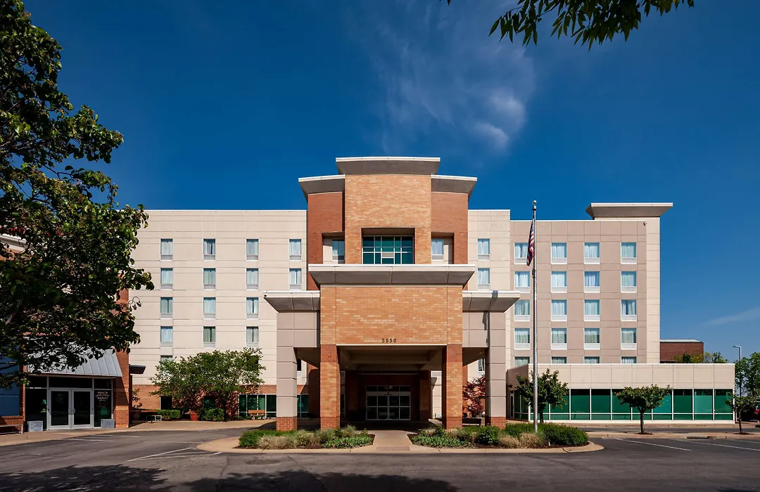 Hampton Inn & Suites St. Louis At Forest Park-1
