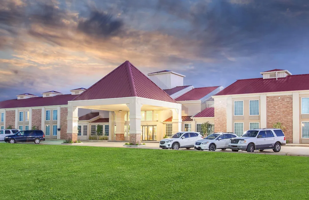 Super 8 By Wyndham Oklahoma City-1
