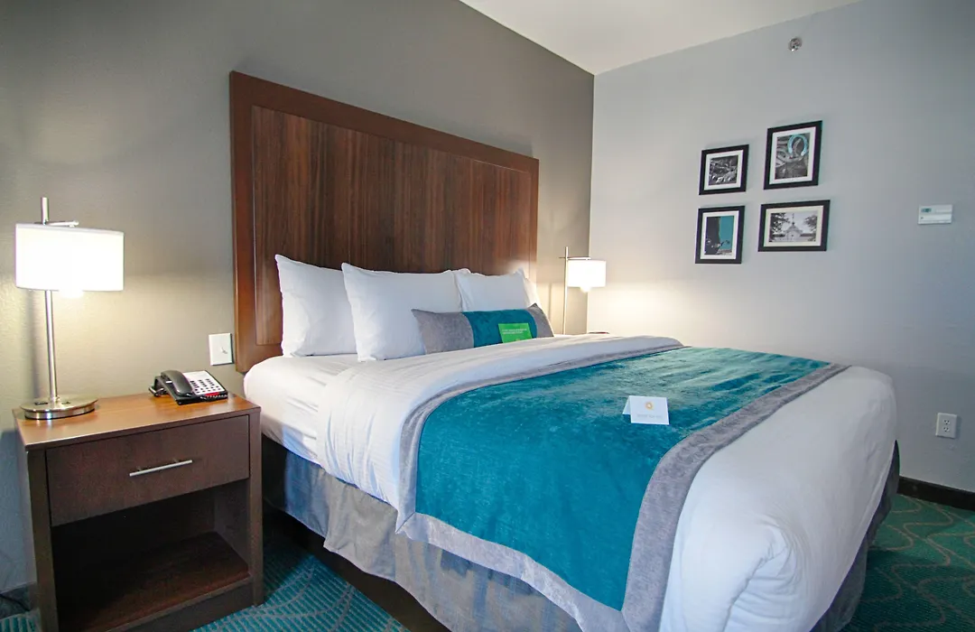 La Quinta Inn & Suites By Wyndham Fort Worth Arlington West-1