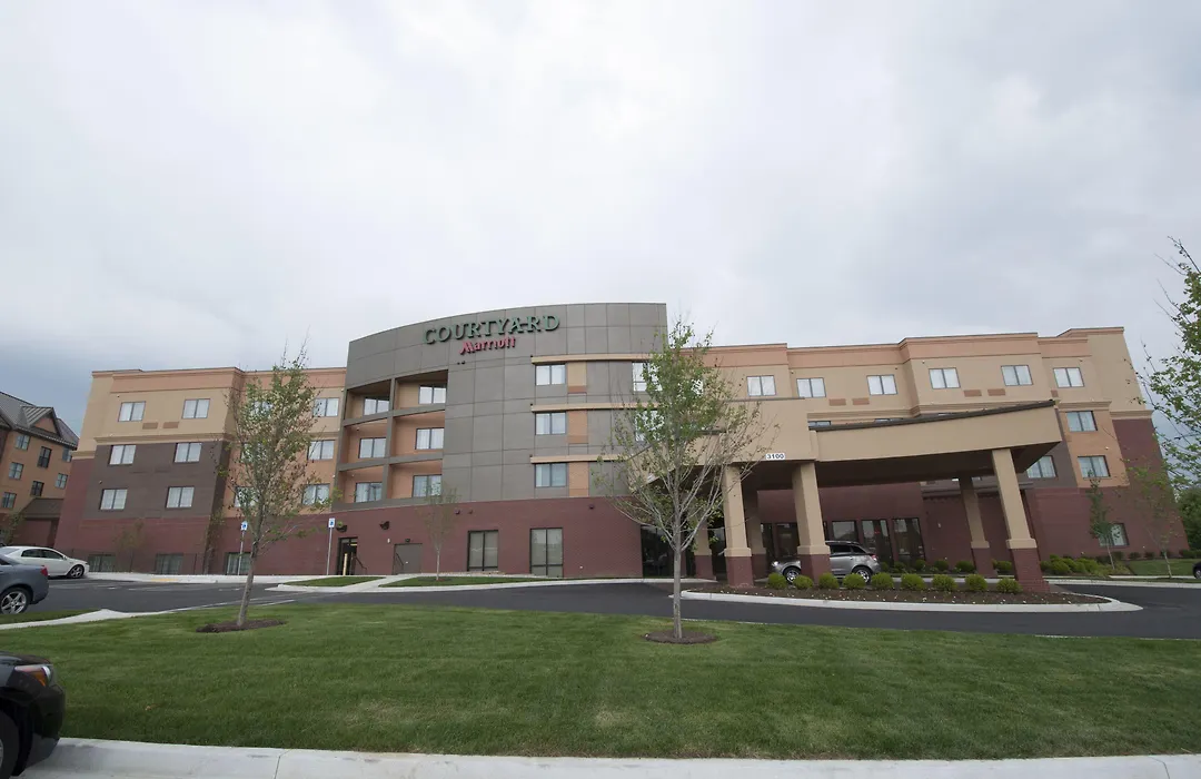 Courtyard By Marriott Lexington Keeneland/Airport-1