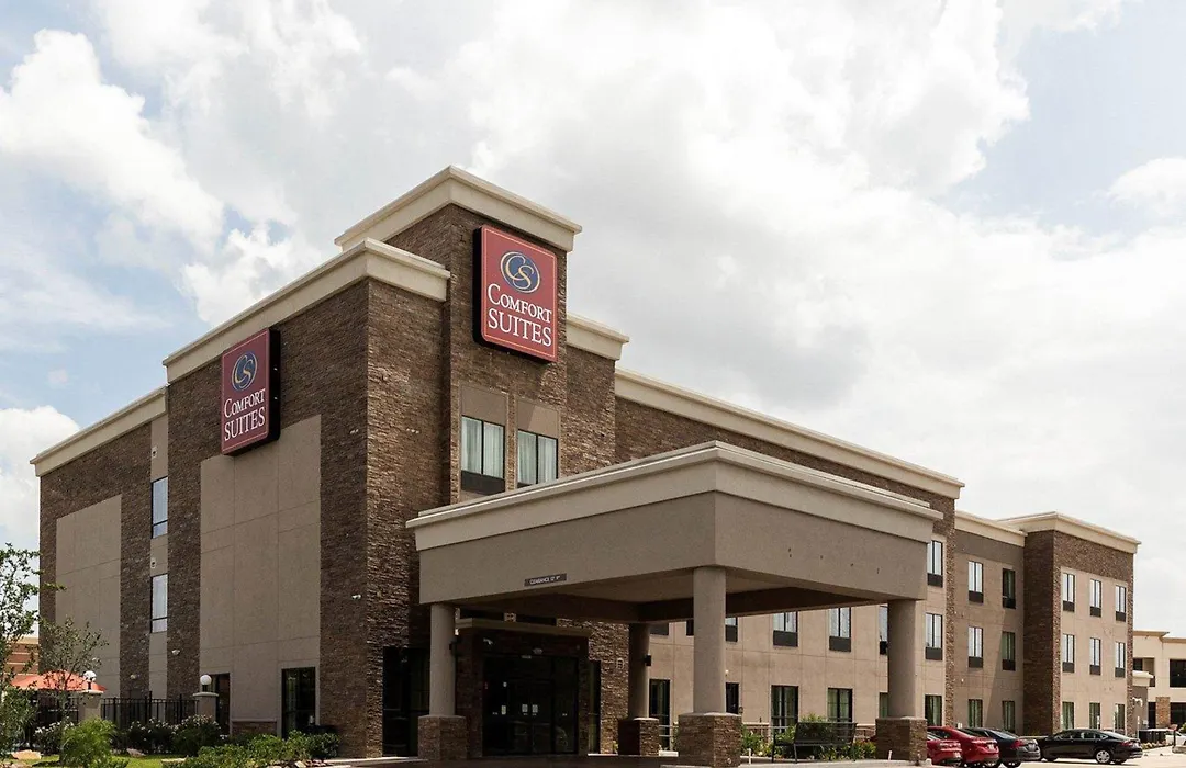 Comfort Suites Near Westchase On Beltway 8-1