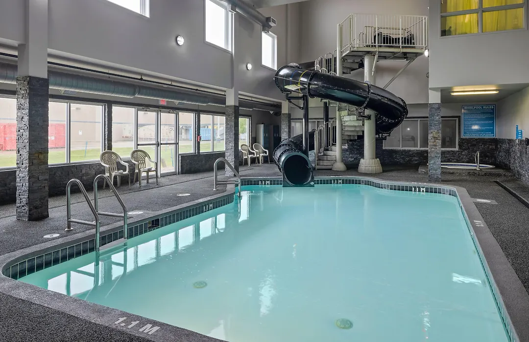 Home Inn & Suites Regina Airport-1