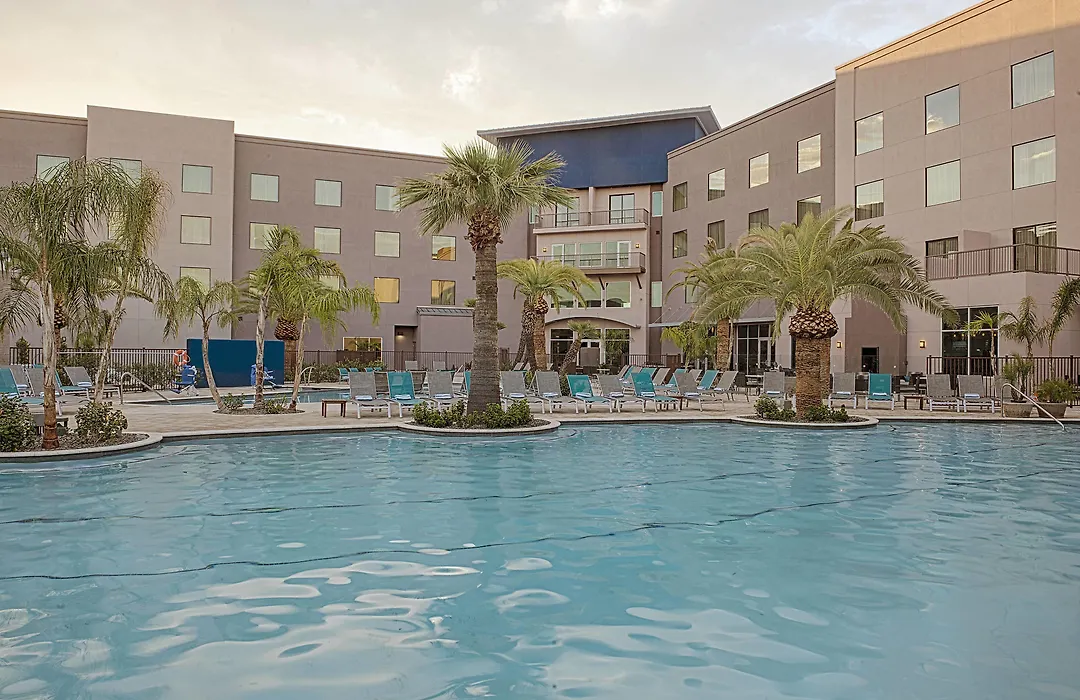 Sheraton Mesa Hotel At Wrigleyville West-1