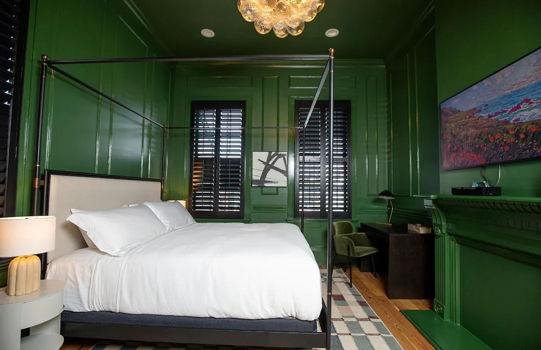 Blackbird Hotel-1