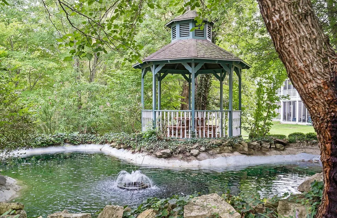 Bungalow On The Bluffs With Resort Amenities-1