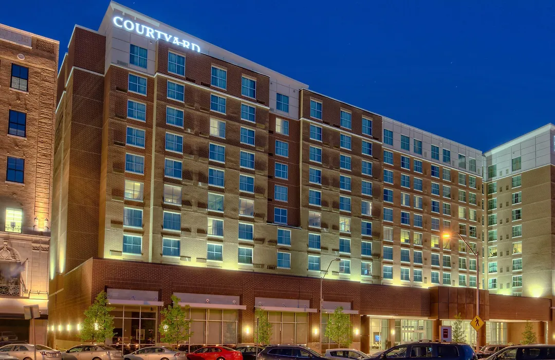 Courtyard By Marriott Kansas City Downtown/Convention Center-1