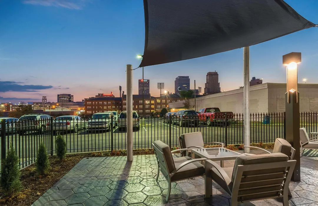 La Quinta By Wyndham Memphis Downtown-1