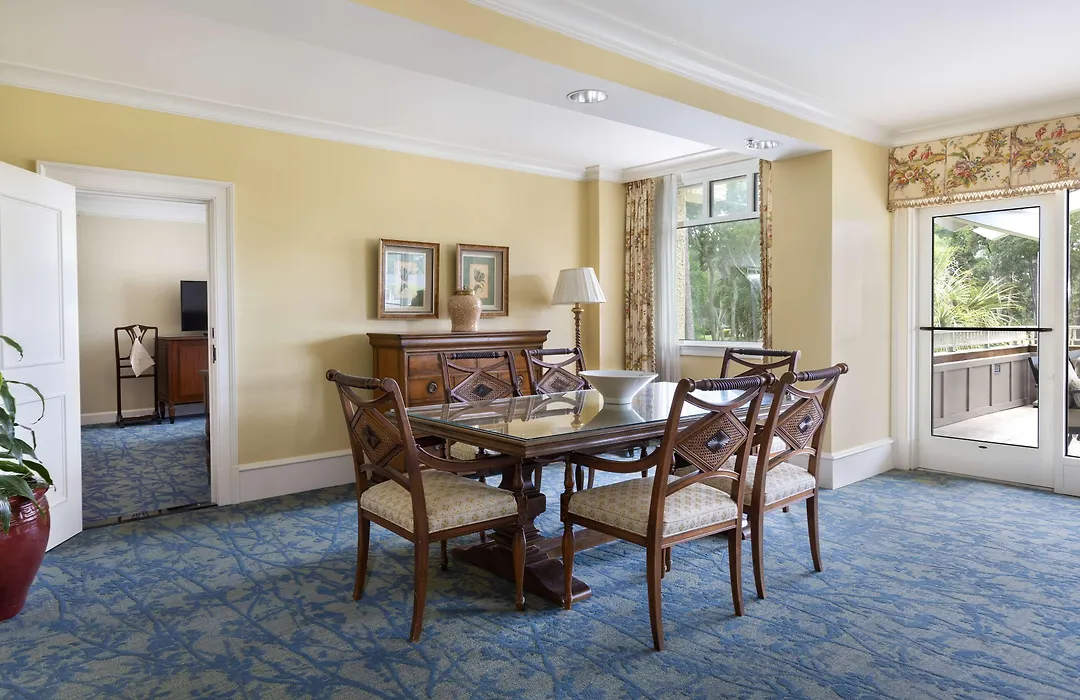 Inn And Club At Harbour Town-1