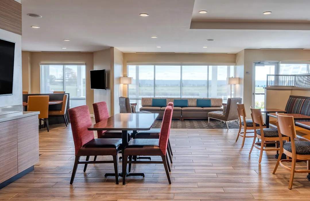 Towneplace Suites By Marriott Indianapolis Airport-1
