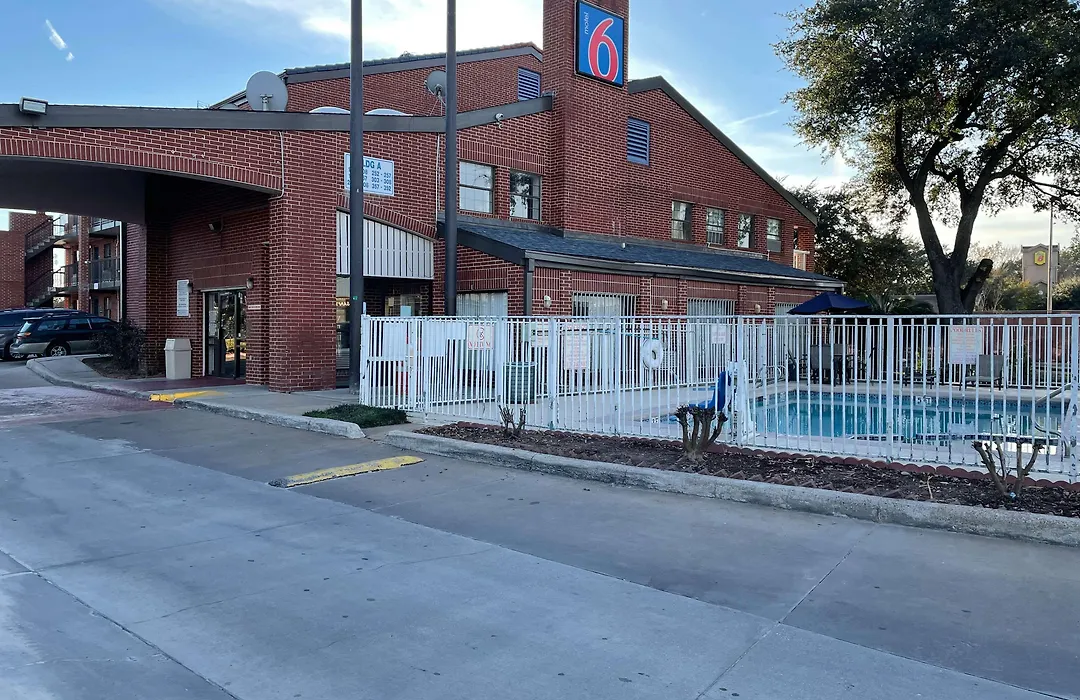 Studio 6 Houston Tx Brookhollow-1