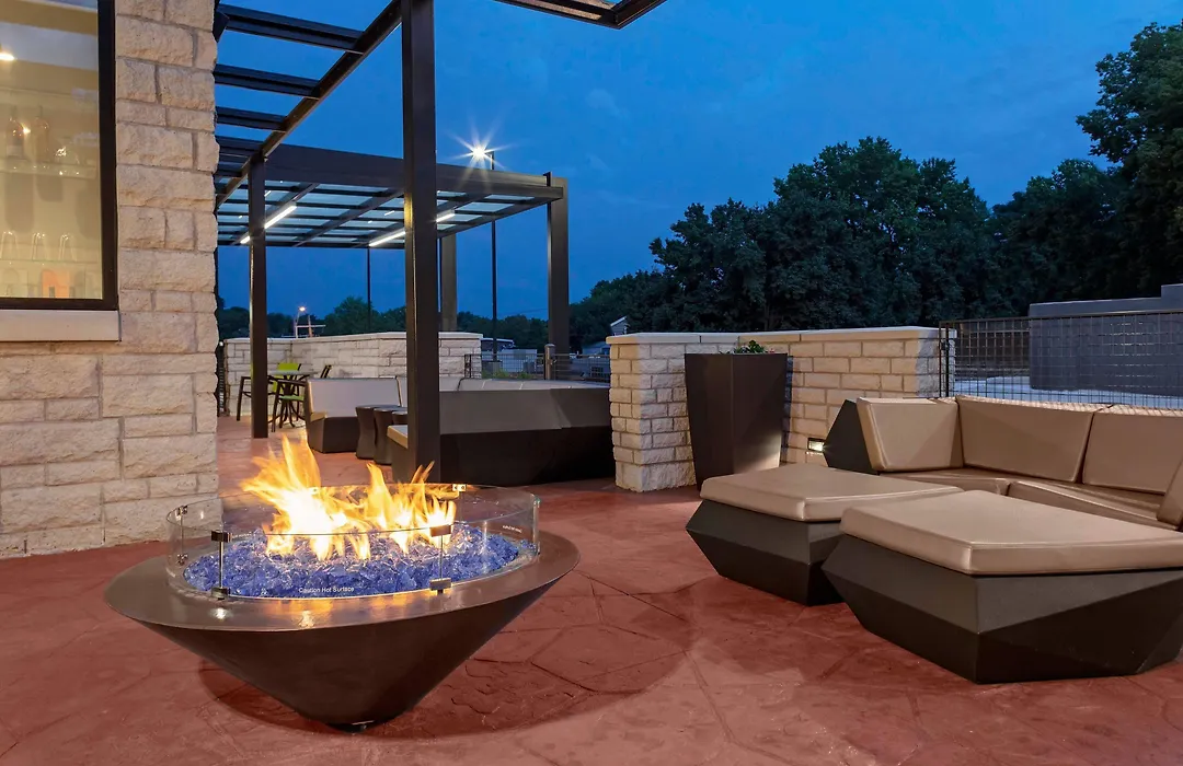 Springhill Suites By Marriott Kansas City Plaza-1