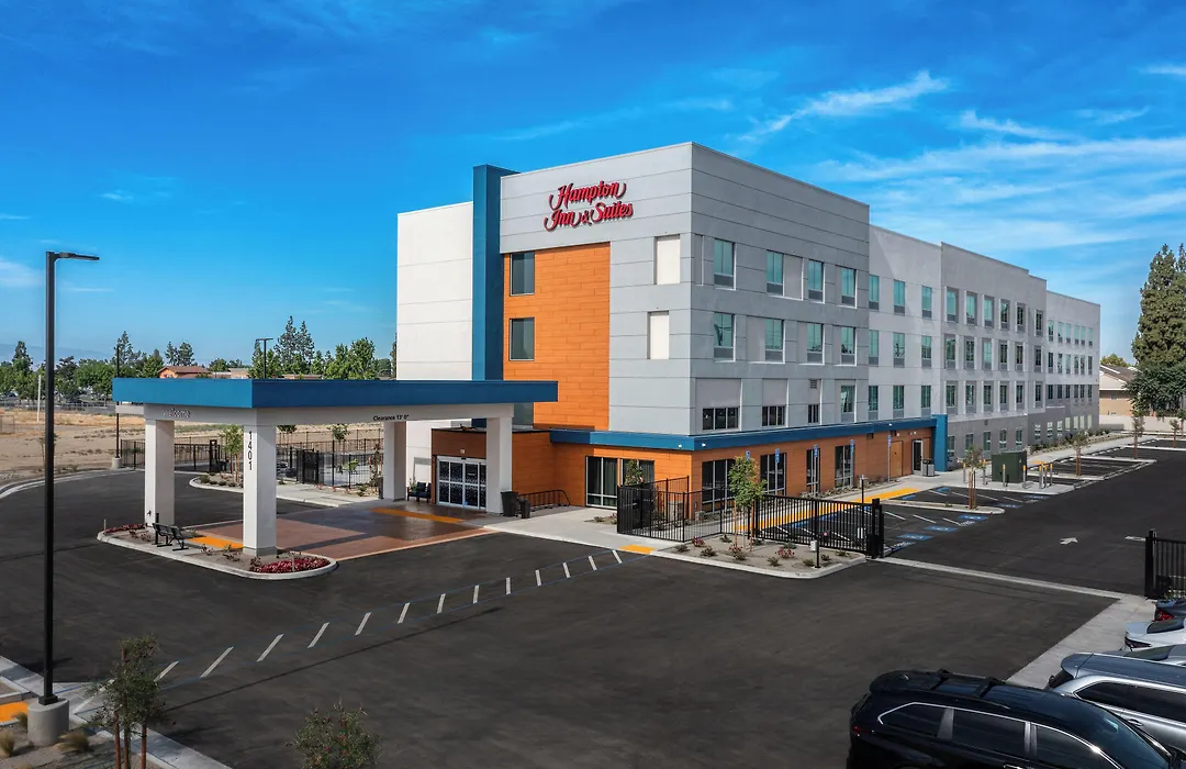 Hampton Inn & Suites Bakersfield Central-1