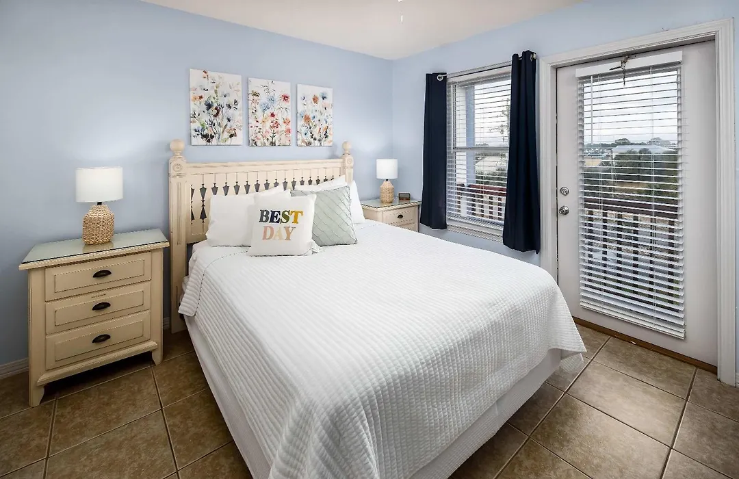 Sunset Cottages 1C Pet Friendly Cottage-1
