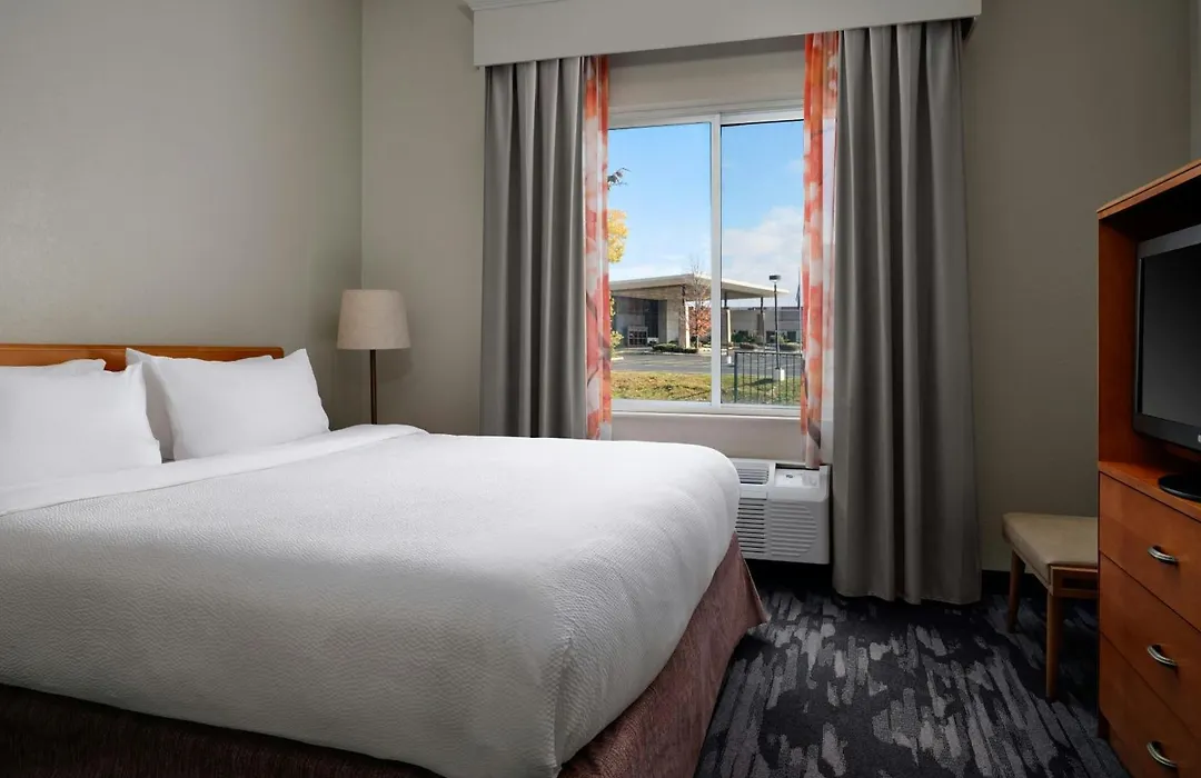 Fairfield Inn & Suites Indianapolis East-1