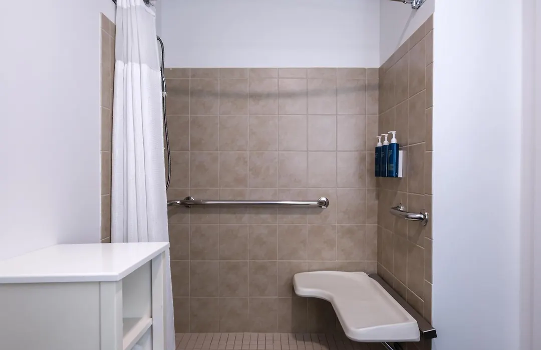 Four Points By Sheraton Louisville Airport-1