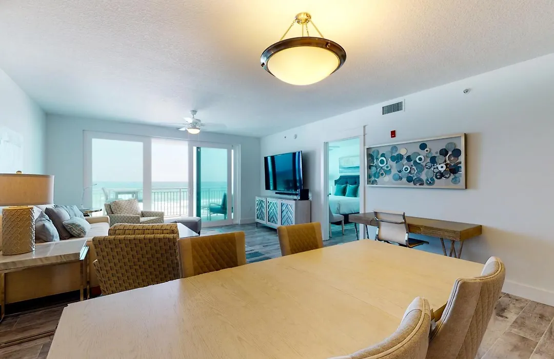 Blu Condos 406-1