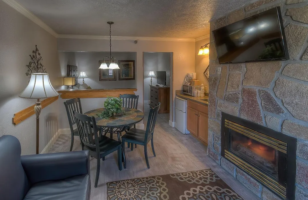 Accommodations By Willow Brook Lodge-1