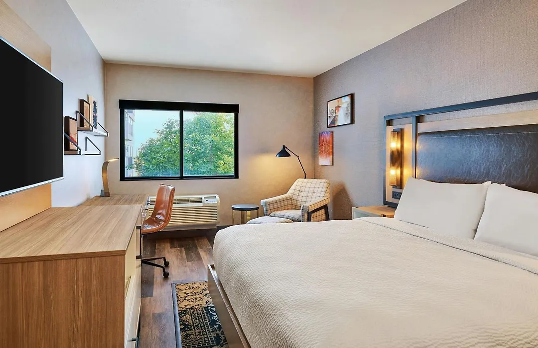 Four Points By Sheraton Salt Lake City Airport-1