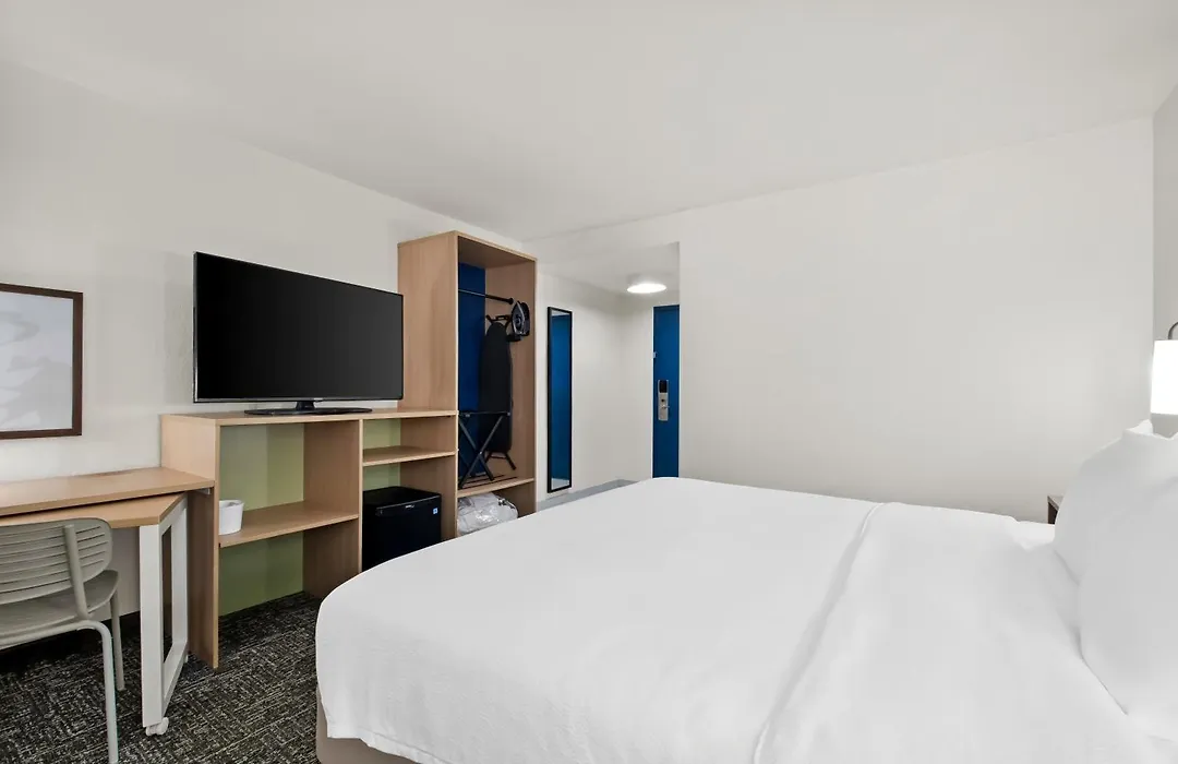 Spark By Hilton Chattanooga Downtown-1