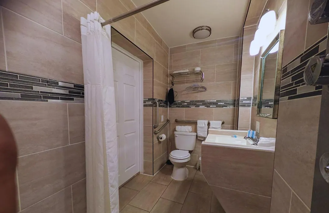 Coastal Sands Inn-1