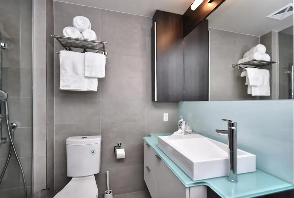 Skyline Suites - Walk To Mtcc, Acc, Rogers Centre & Entertainment District-1