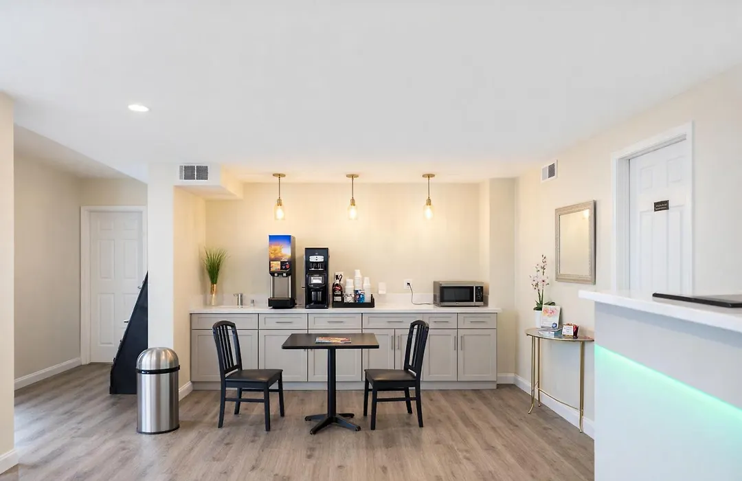 Quarters Inn & Suites-1