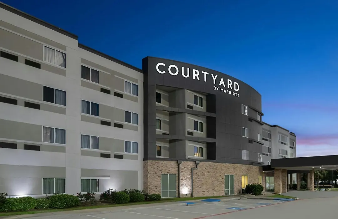 Courtyard Houston Nw/290 Corridor-1