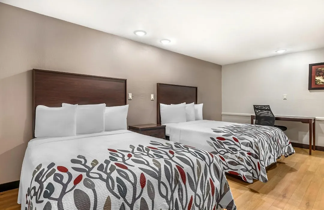 Red Roof Inn North Dallas - Park Central-1