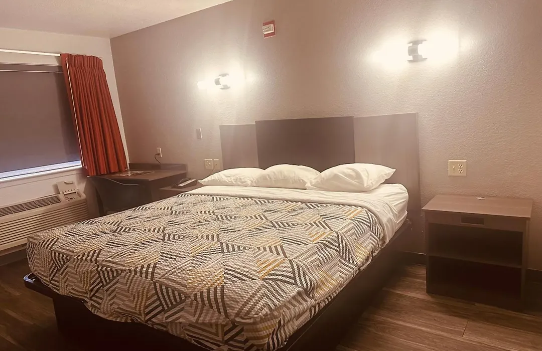 Motel 6-San Antonio, Tx - Fiesta Trails-1
