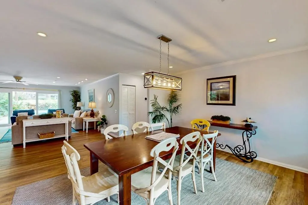 28 Tupelo Road-1