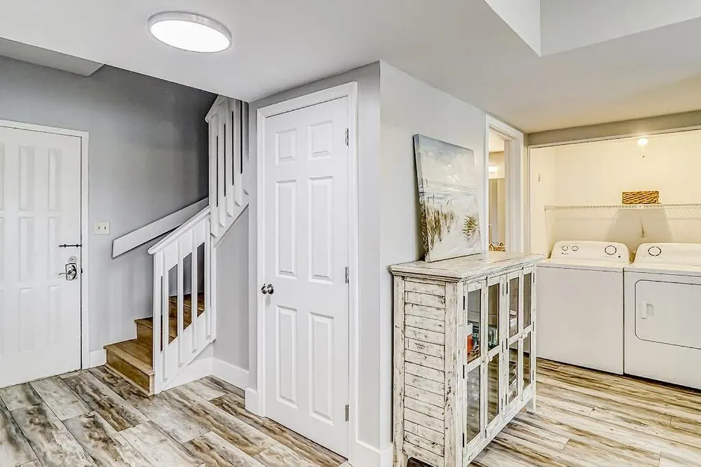 Forest Beach Villas 405-1