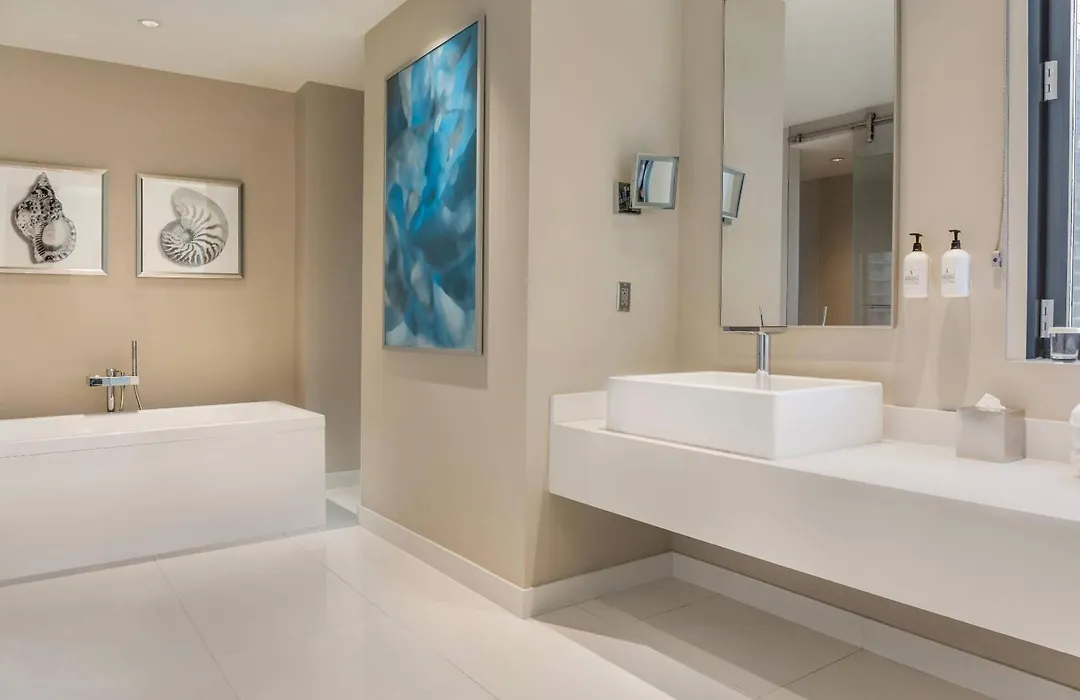 Radisson Blu Aqua Hotel, Chicago-1