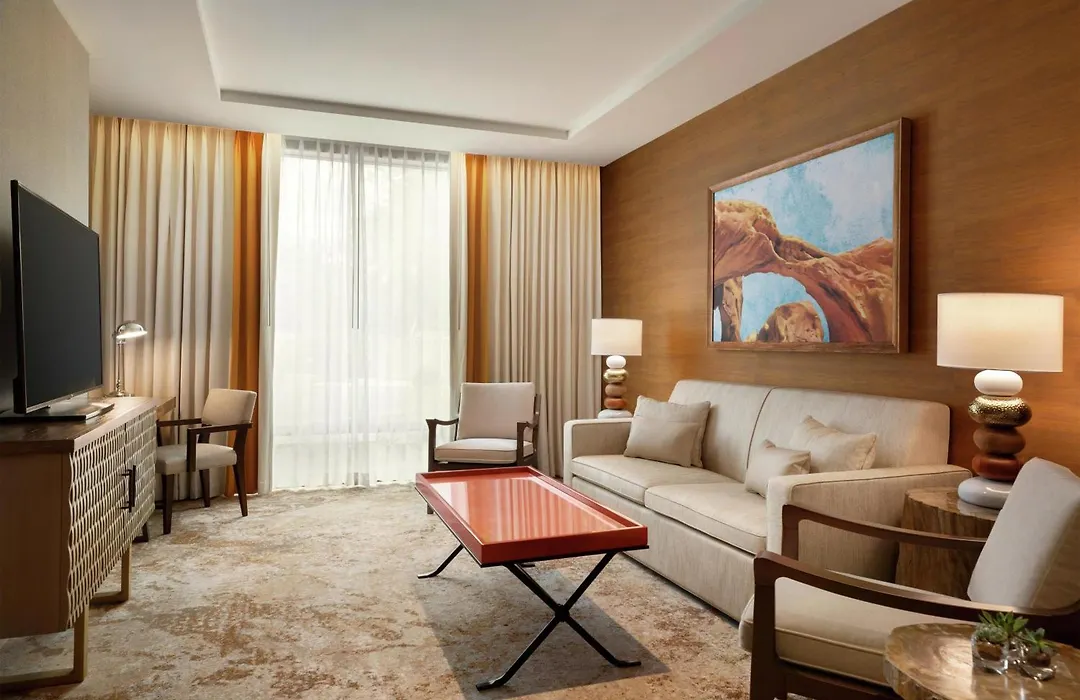 Hoodoo Moab, Curio Collection By Hilton-1