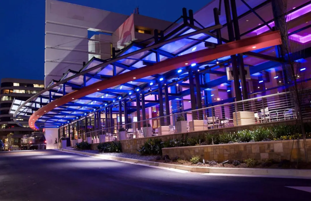 Wyndham Atlanta Buckhead Hotel & Conference Center-1