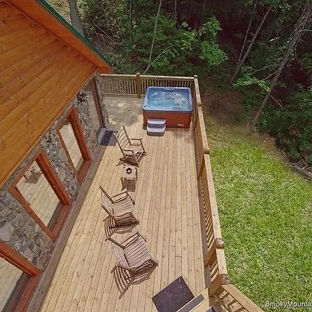 5 O' Clock Somewhere Cabin-2