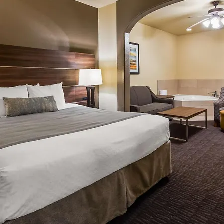 Best Western Plus Hill Country Suites-2
