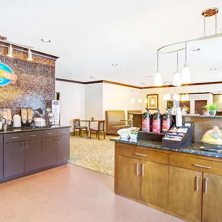 Baymont By Wyndham Dallas/ Love Field-3